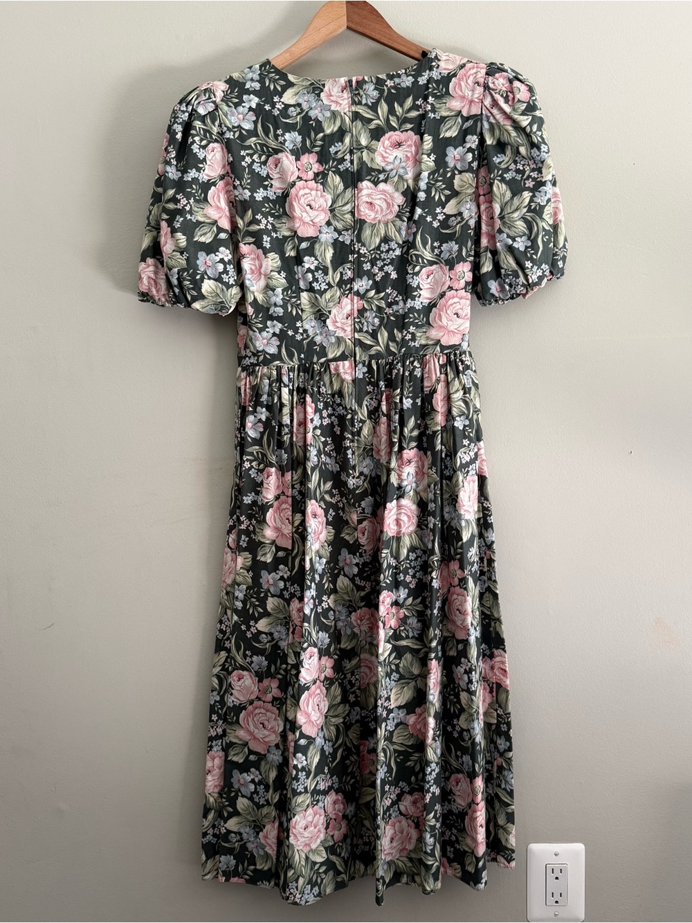 Vintage Cottagecore Floral Lace-Trim Puff Sleeve Midi Dress in Dark Green Small - Picture 8 of 8